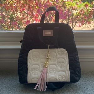 Small Betsey Johnson skull backpack
